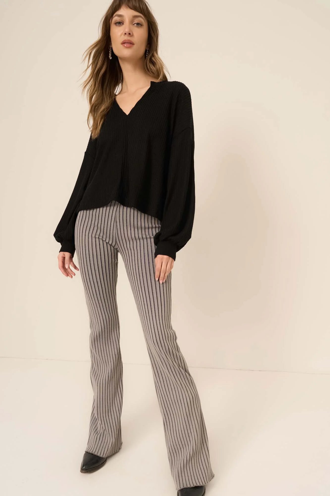Vinessa Notch Thermal Top Black