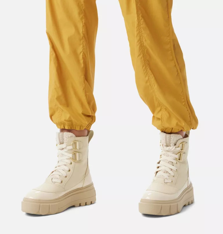 Caribou X Boot Lace Cozy in Bleached Ceramic