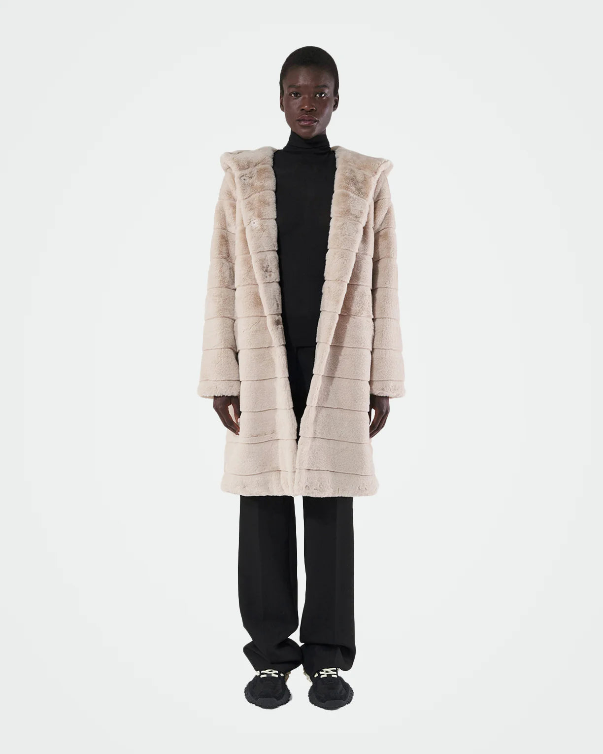 Celina Faux Fur Coat in Latte