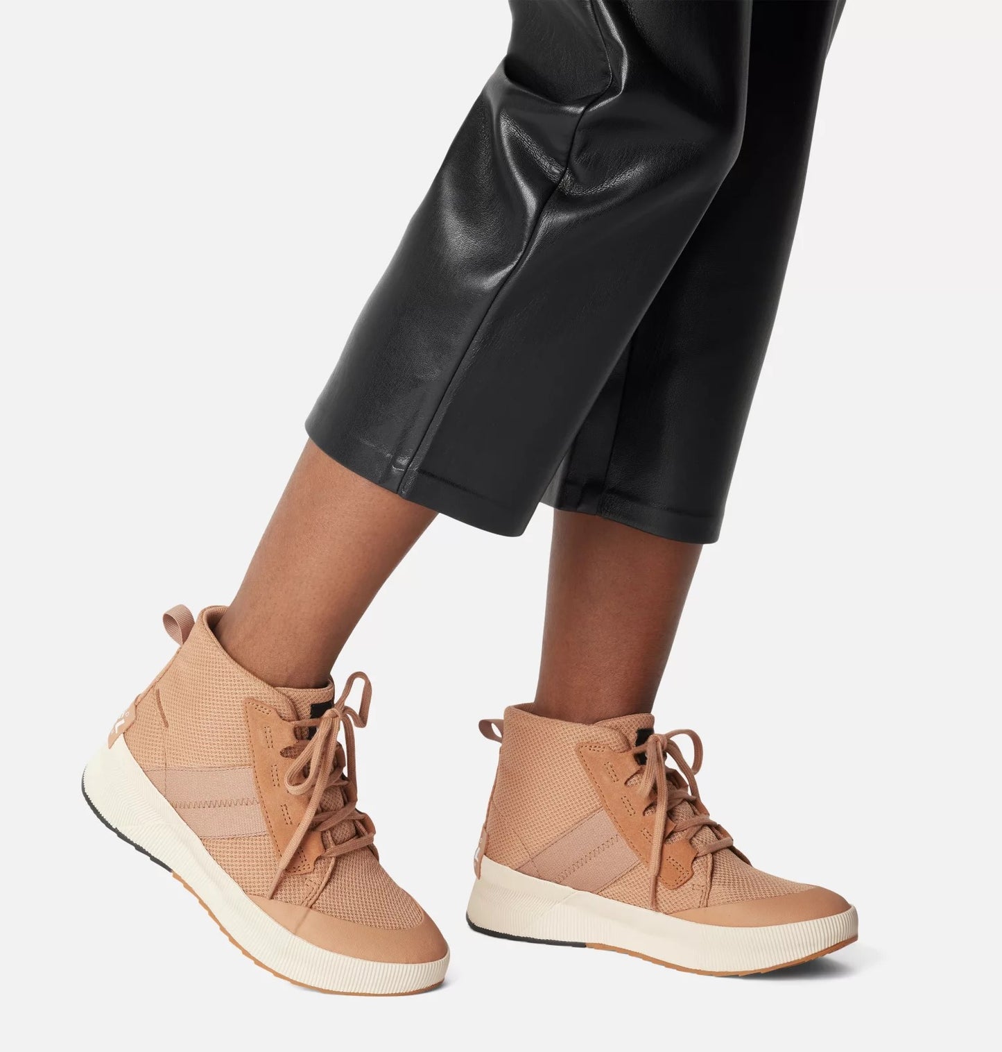 Out n About III Mid Sneaker in Tawny