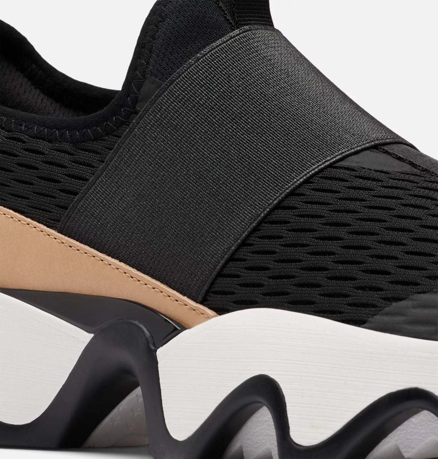 Kinetic Impact II Strap Sneaker in Black