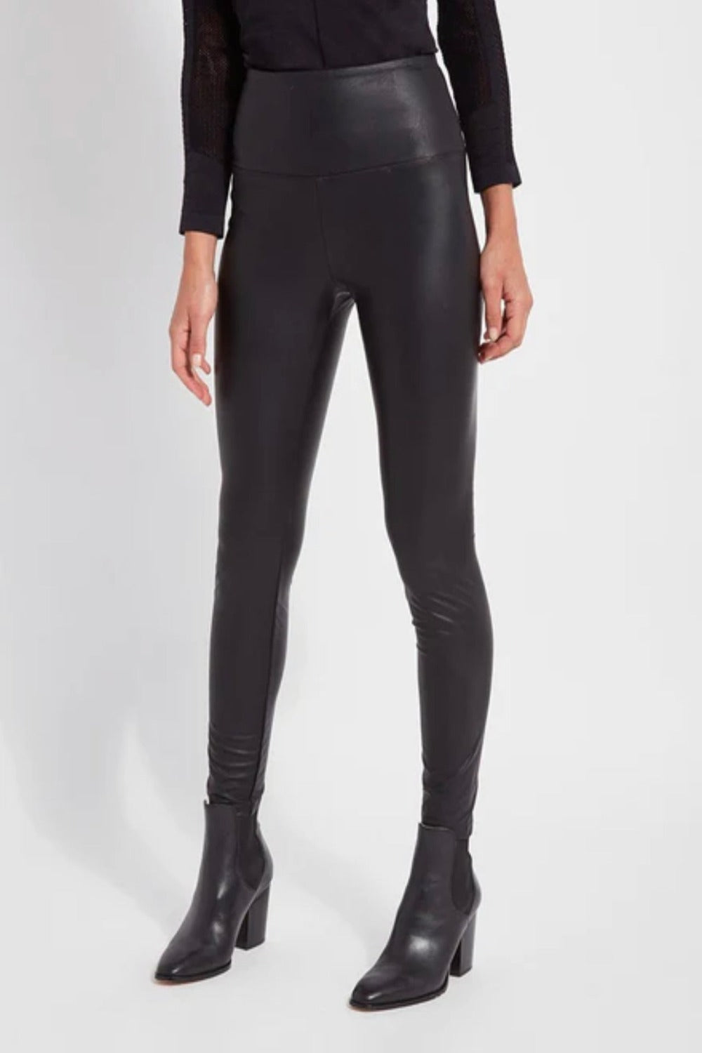 Textured Leather Legging in Kohl Black