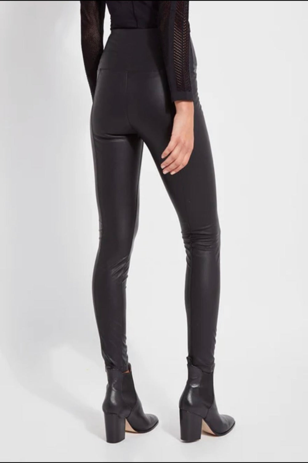 Textured Leather Legging in Kohl Black