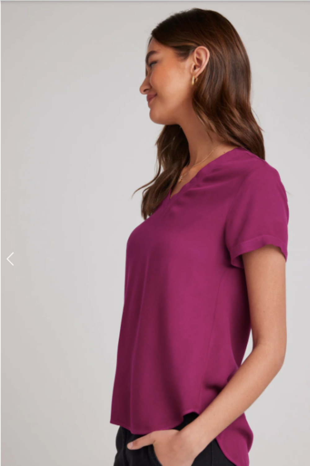 V-Neck Tee in Dark Magenta