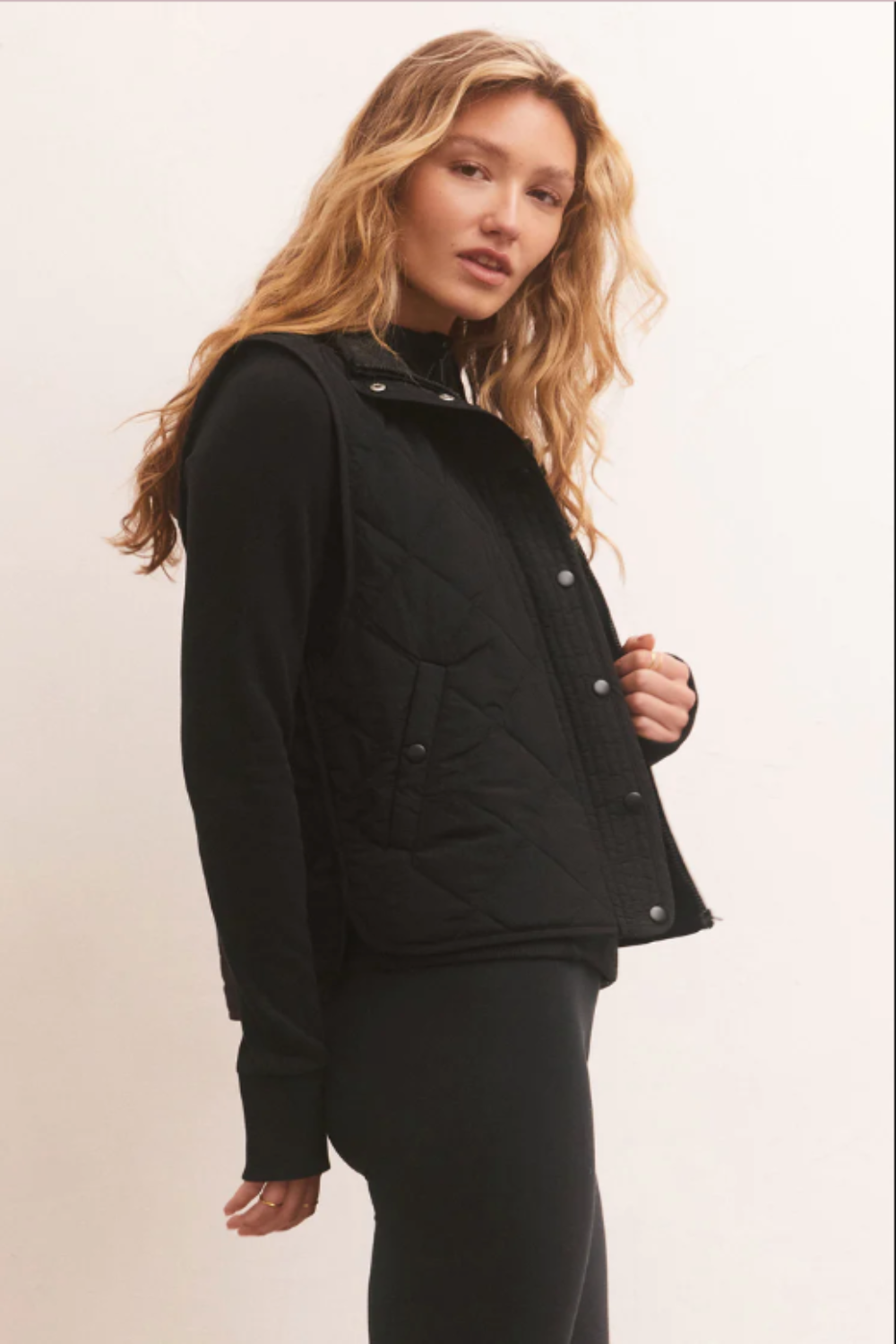 Warm Up Vest Black