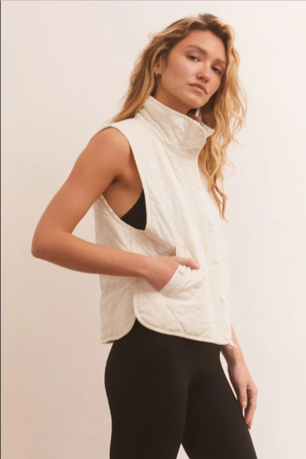 Warm Up Vest Sandstone