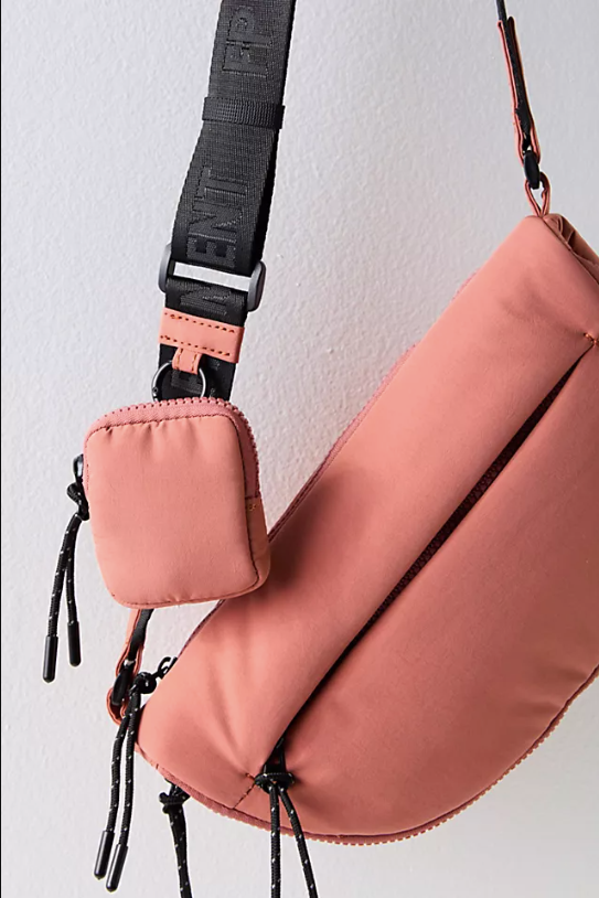 Hit the Trails Sling Bag Dust Rose