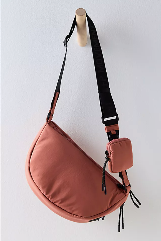 Hit the Trails Sling Bag Dust Rose