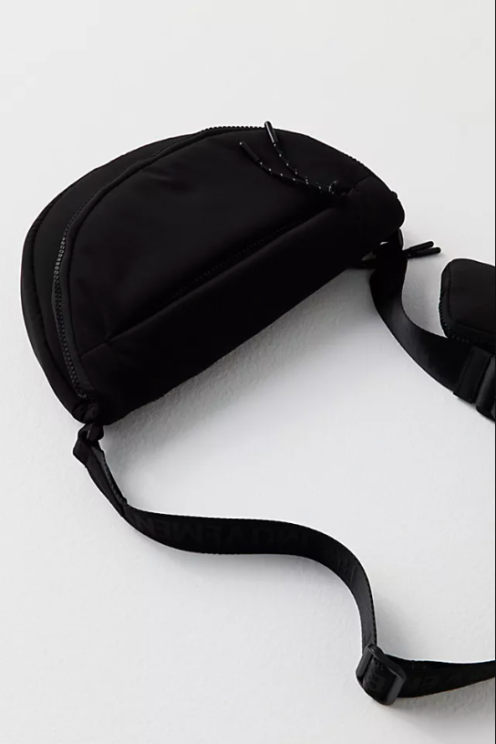 Hit the Trails Sling Bag Black