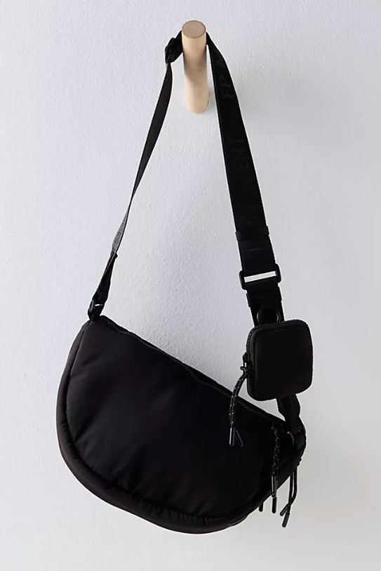Hit the Trails Sling Bag Black
