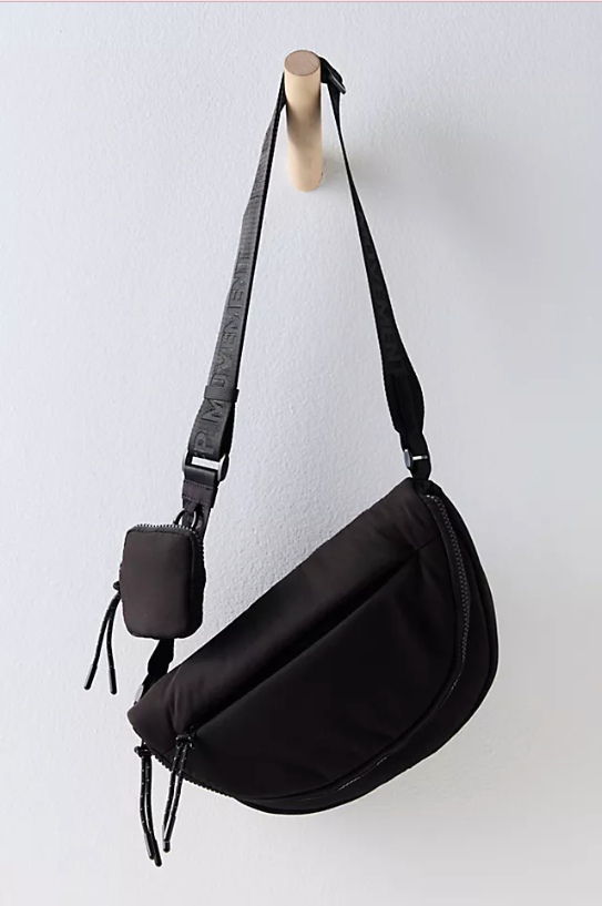 Hit the Trails Sling Bag Black