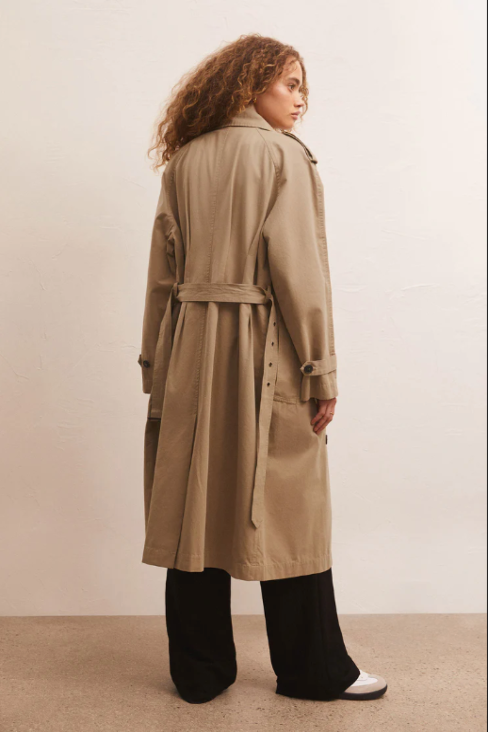 Davis Trench Coat in Driftwood