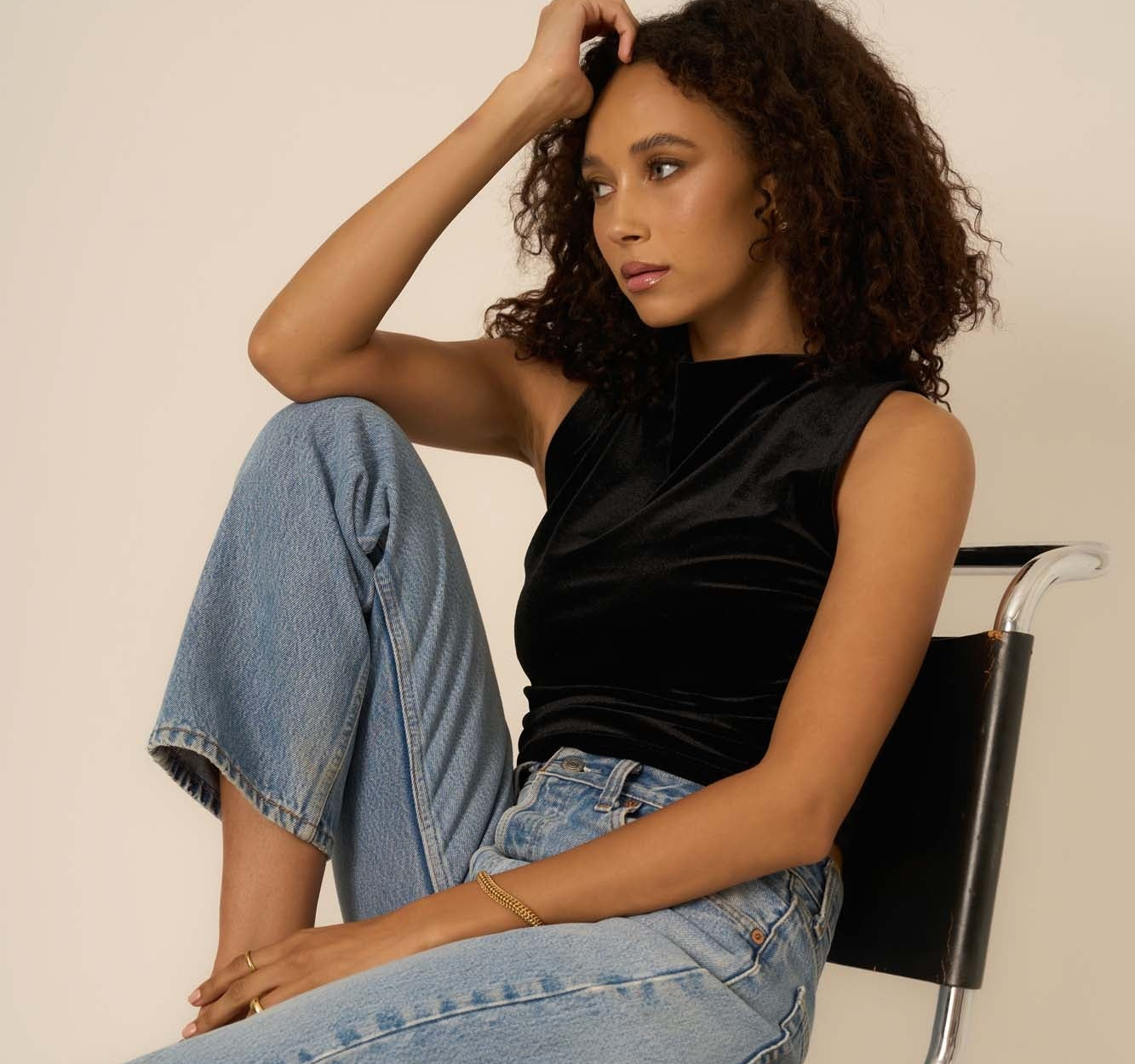 On Repeat Ruched Velvet Tank black