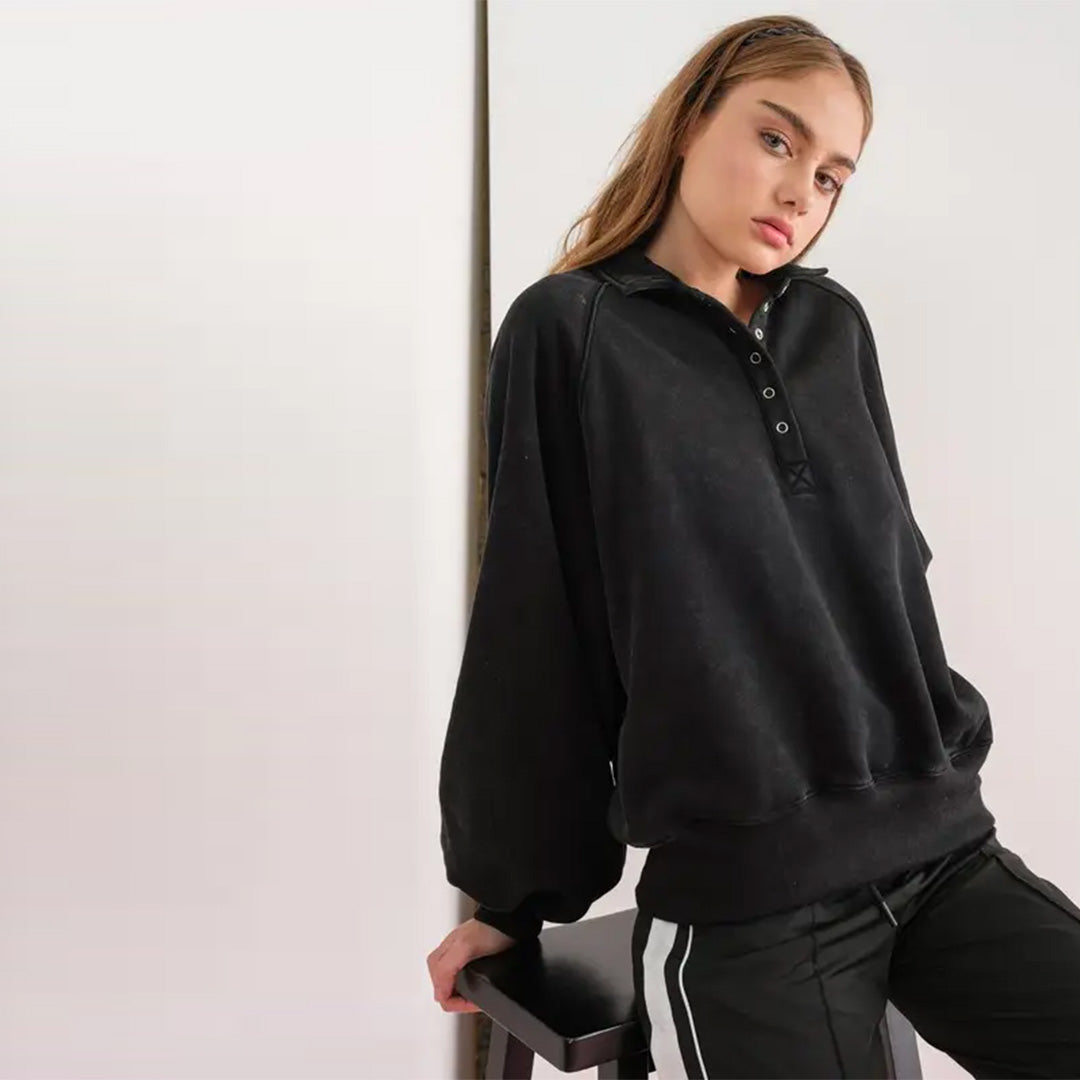 Piper Snap Collared Sweatshirt in Black