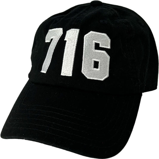 716 Baseball Caps in Black/White