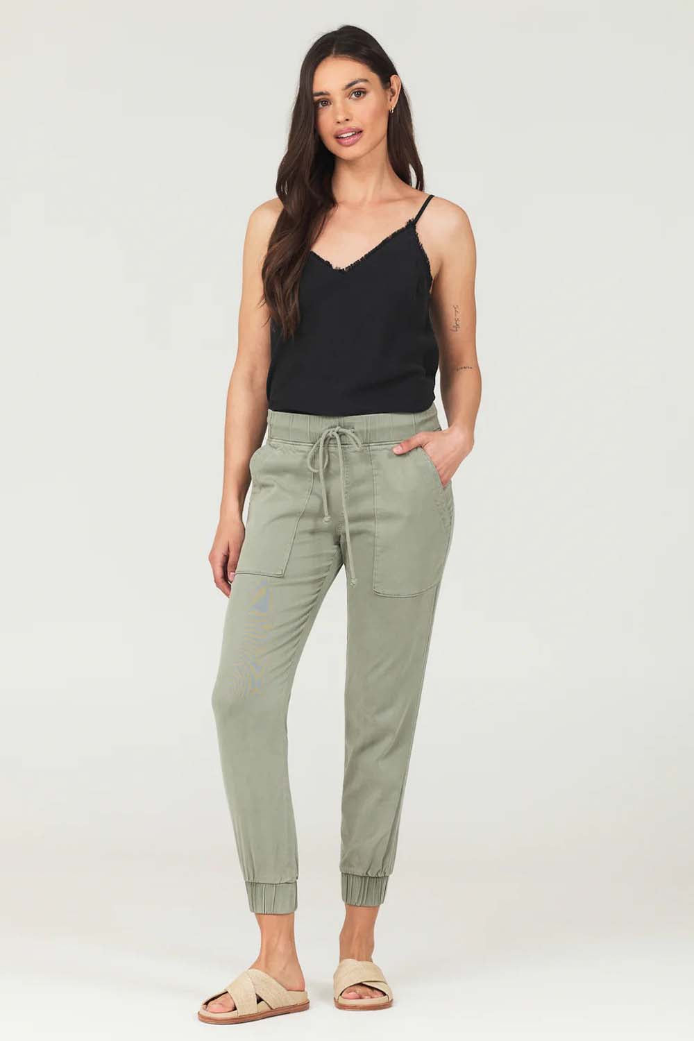 Pocket Jogger in Soft Army
