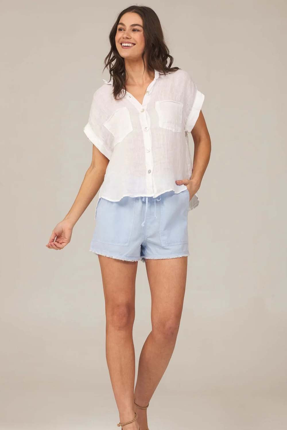 Frayed Pocket Short in Sunset Coral