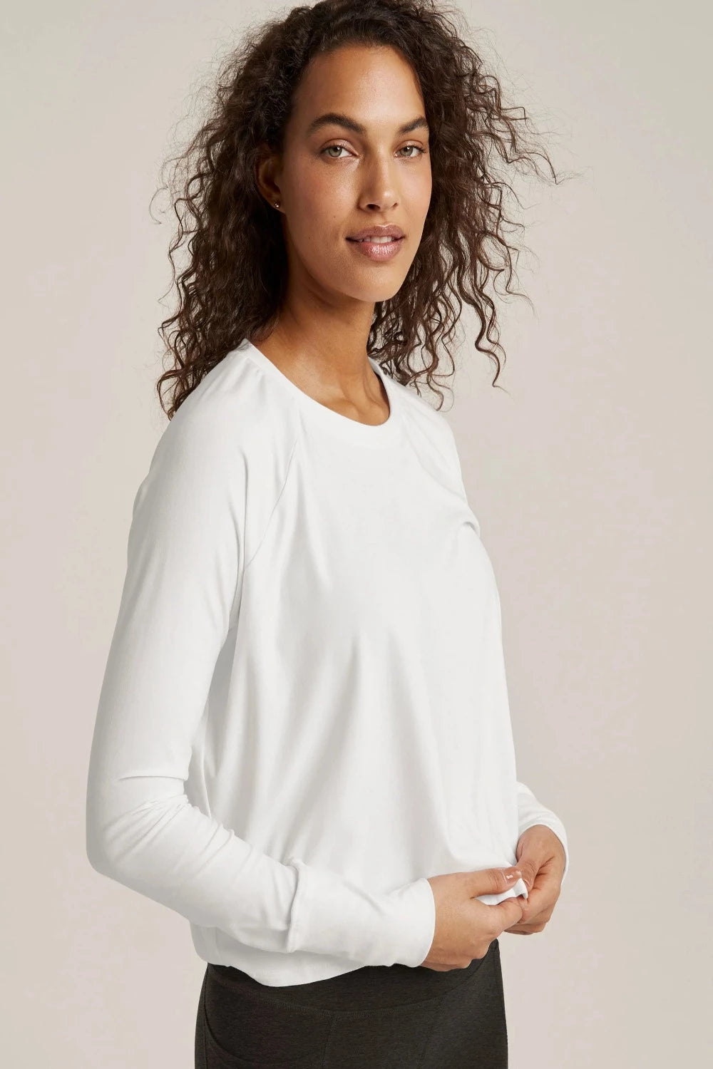 Featherweight DayDreamer Pullover in White