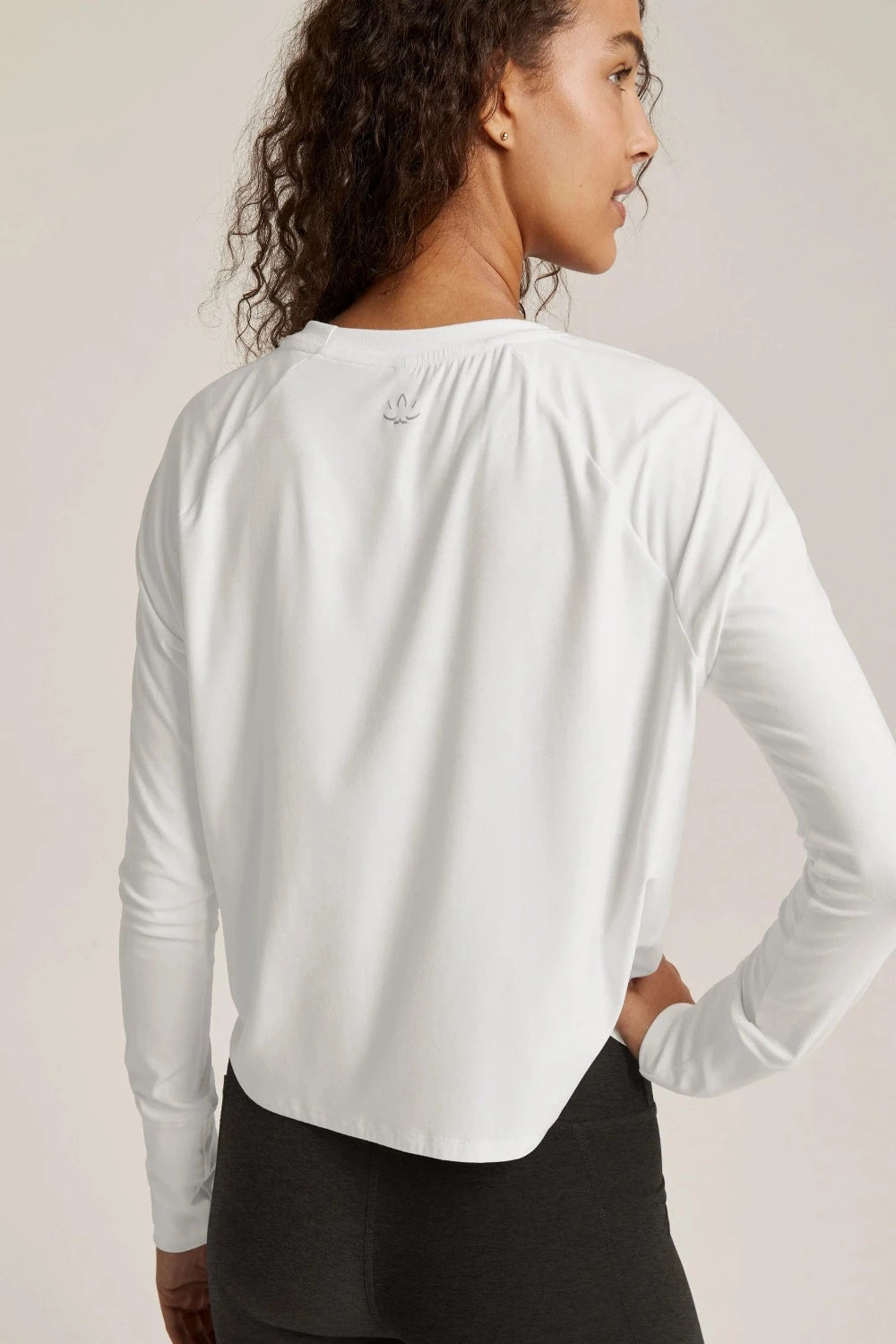 Featherweight DayDreamer Pullover in White