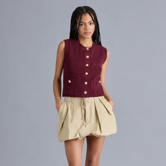 Aliya Sweater Vest in Wine