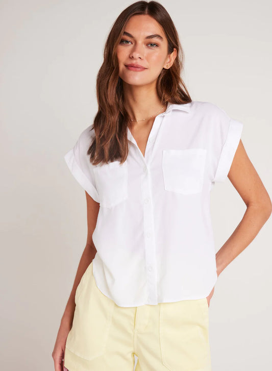 Two Pocket Short Sleeve Shirt in White